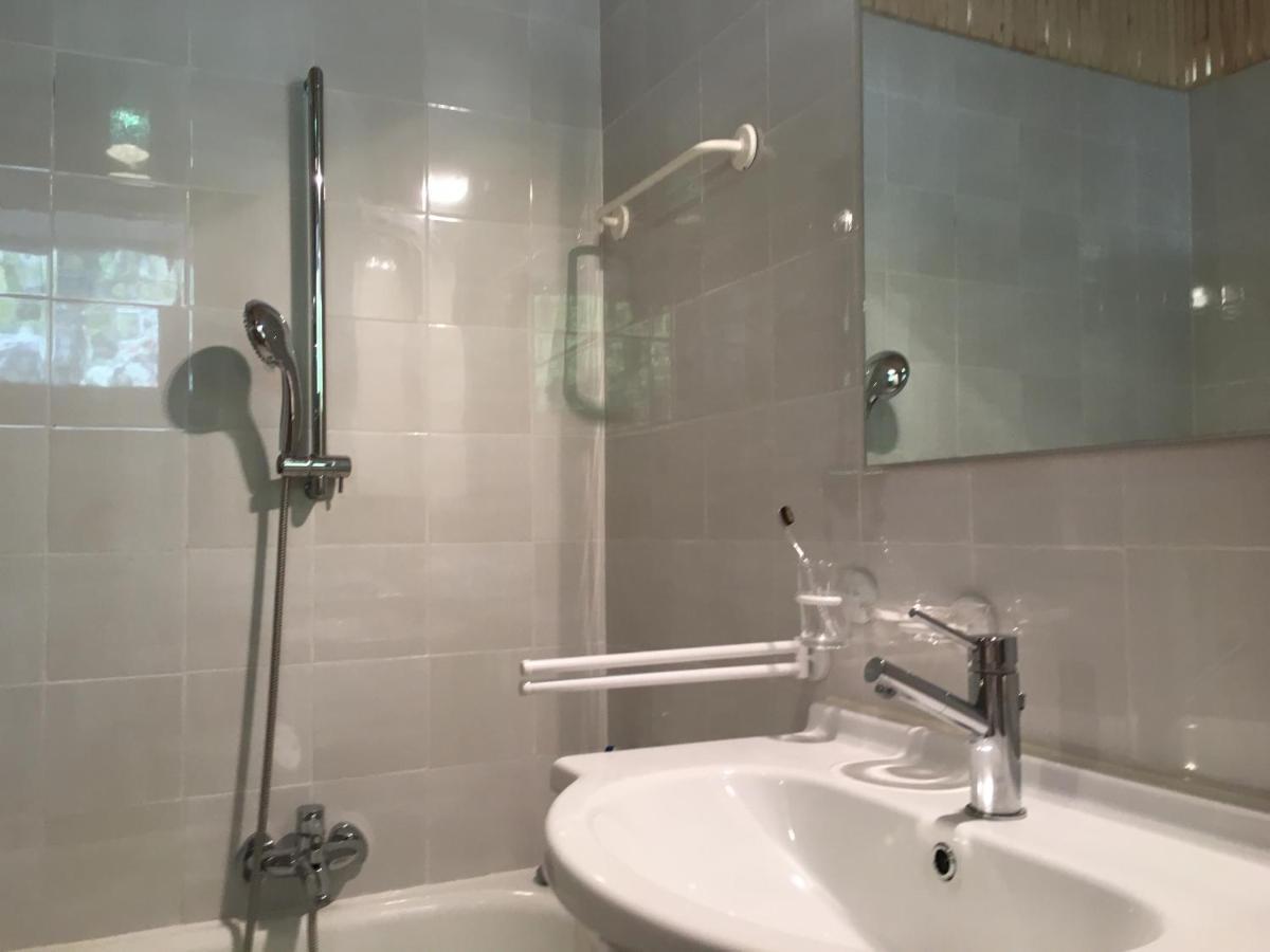 Sonnige Schicke Ferienwohnung Meran Pienzenau Merano Exterior foto