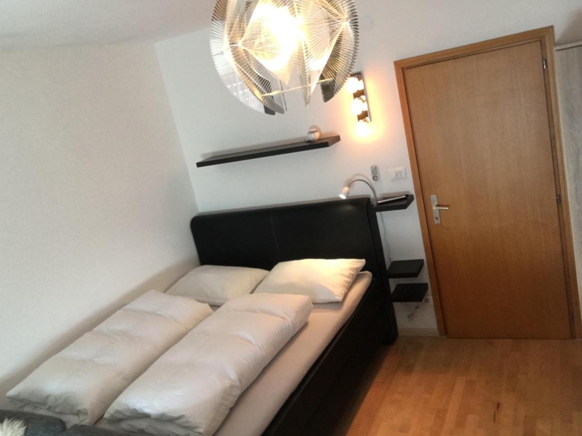 Sonnige Schicke Ferienwohnung Meran Pienzenau Merano Exterior foto